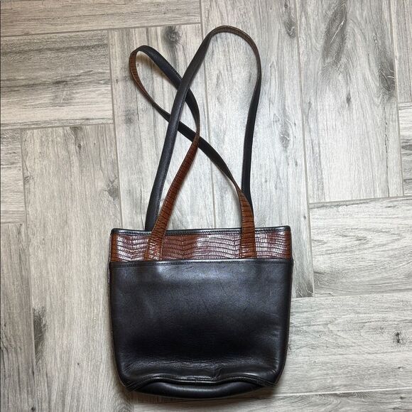 Brighton Two-Tone Leather Shoulder Bag - Picture 4 of 8
